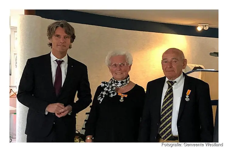 Koninklijke onderscheiding voor mevrouw Van der Meer-Reinders uit ‘s-Gravenzande