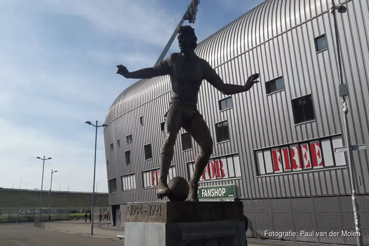 ADO Den Haag en Emmen geven elkaar niets toe in kelderkraker