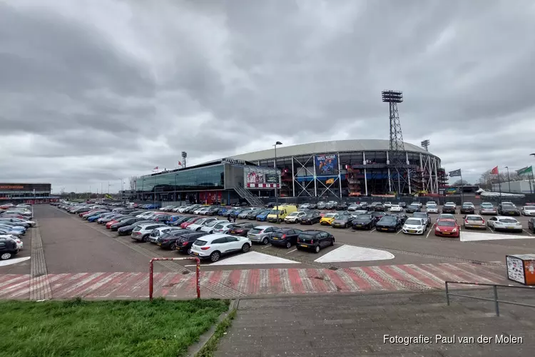 Kampioen Feyenoord laat zich verrassen door Vitesse