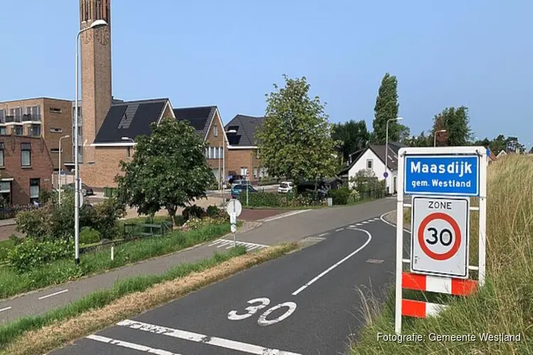 Wegafsluitingen in Maasdijk in augustus en september